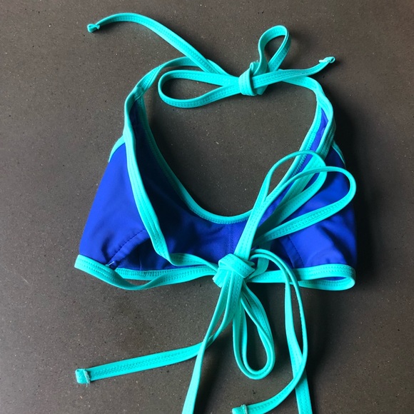 XS Bikini Top - Picture 4 of 4